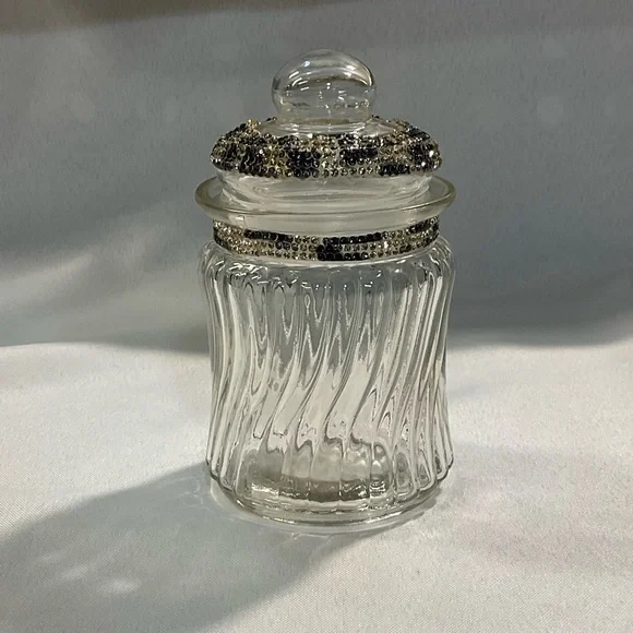 Three piece leopard print vanity set - Picture 7 of 7